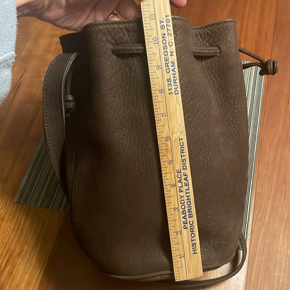 Pristine Brown Suede Coach Vintage Bucket Bag - Picture 7 of 9